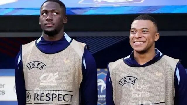 英超最佳中, 关于阿诺德 英超最佳中, 关于阿诺德