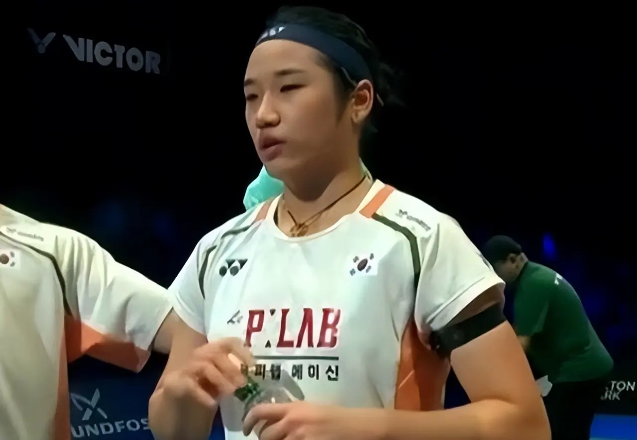 局休回来, 公开赛女单, yid