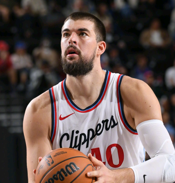 最终造成的, 祖巴茨进攻